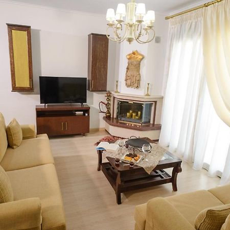 Luxury Dafnis House Daire Karaferye Dış mekan fotoğraf