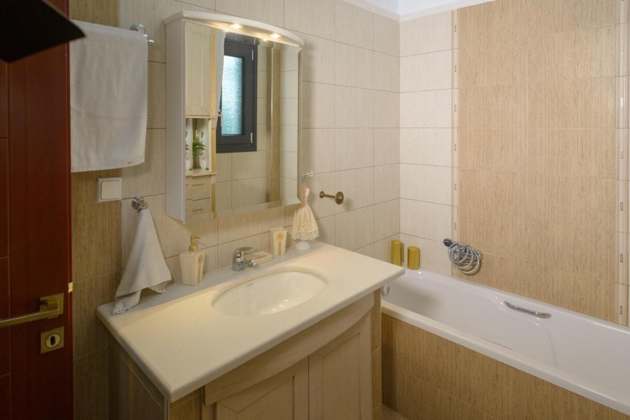 Luxury Dafnis House Daire Karaferye Dış mekan fotoğraf